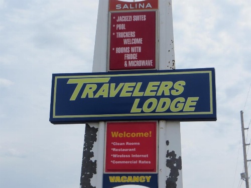 Traveler's Lodge image 12